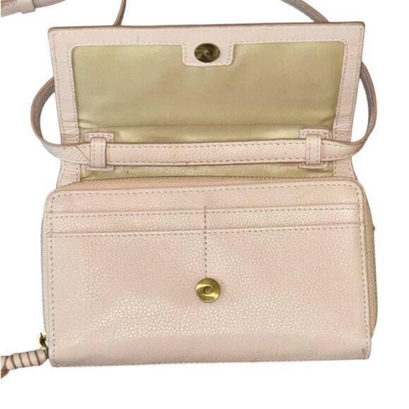 Lucky Brand Aila Convertible Leather Crossbody Wallet Organizer Pink Blush - Picture 2 of 11